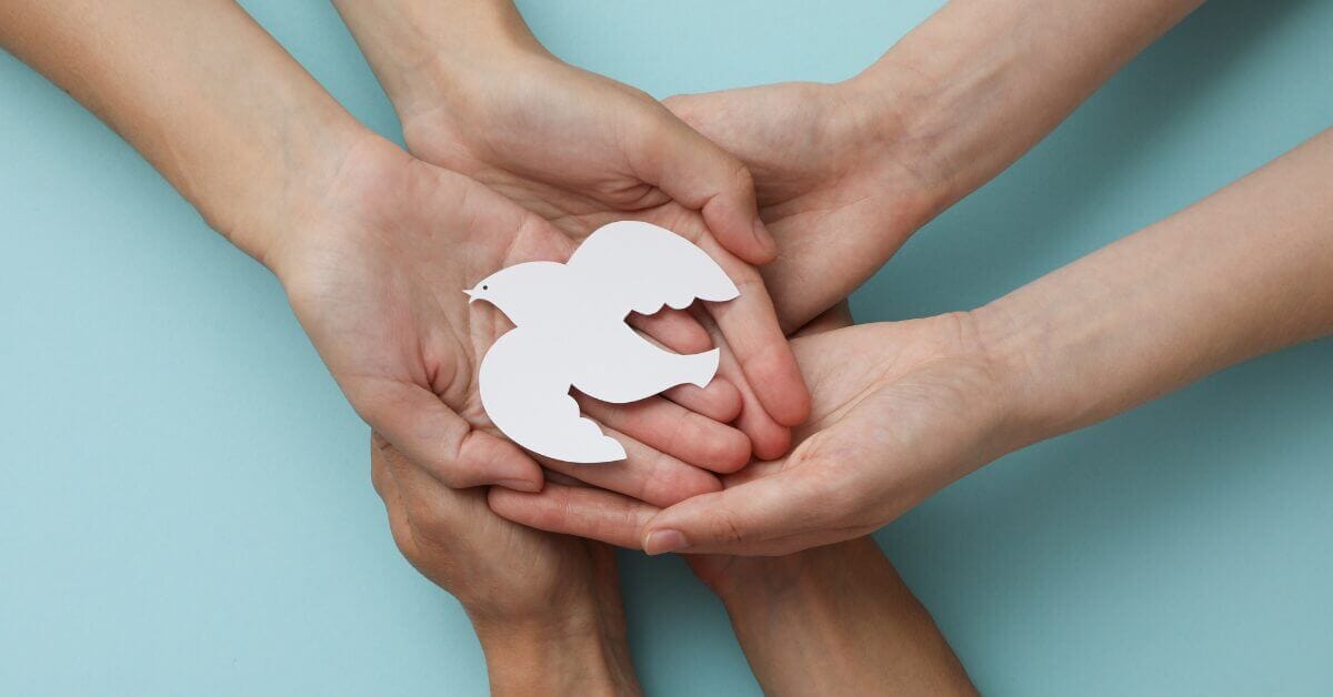 FEEL THE SHIFT: MOVING FROM THE 3RD TO THE 5TH DIMENSION 2 ELIZABETH APRIL FEEL THE SHIFT MOVING FROM THE 3RD TO THE 5TH DIMENSION BLOG 3