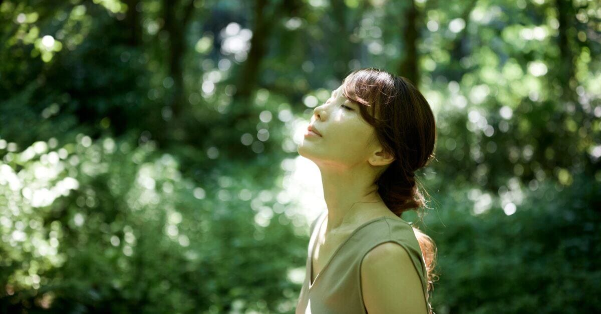 OLD EARTH VS. NEW EARTH: WHAT’S THE DIFFERENCE? 4 ELIZABETH APRIL OLD EARTH VS. NEW EARTH WHATS REALLY CHANGING BLOG 5